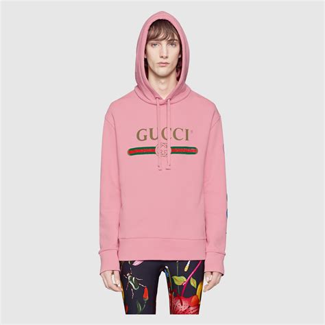 felpa con logo gucci e drago|Scopri la nuova collezione di felpe Gucci uomo su FARFETCH.